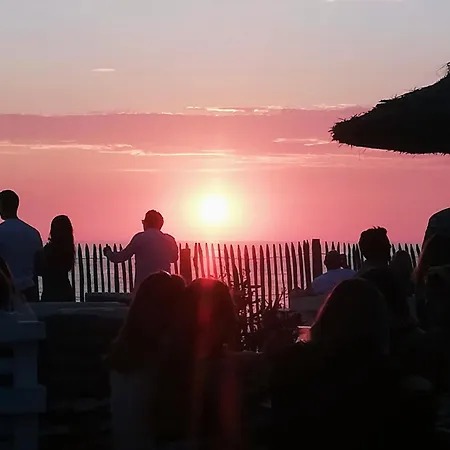 Eole Oda ve Kahvaltı 3*