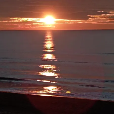 Eole Oda ve Kahvaltı Lacanau